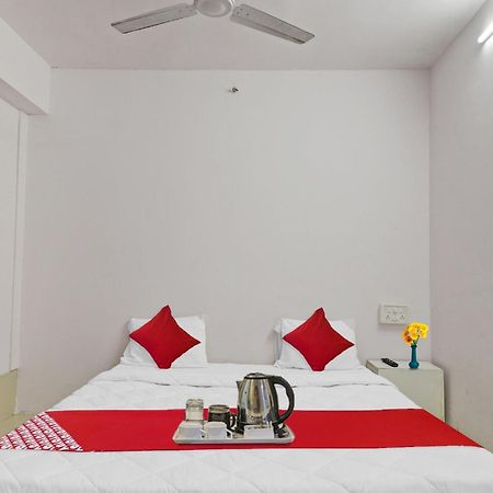 Hotel O Cozy Rooms 수라트 외부 사진