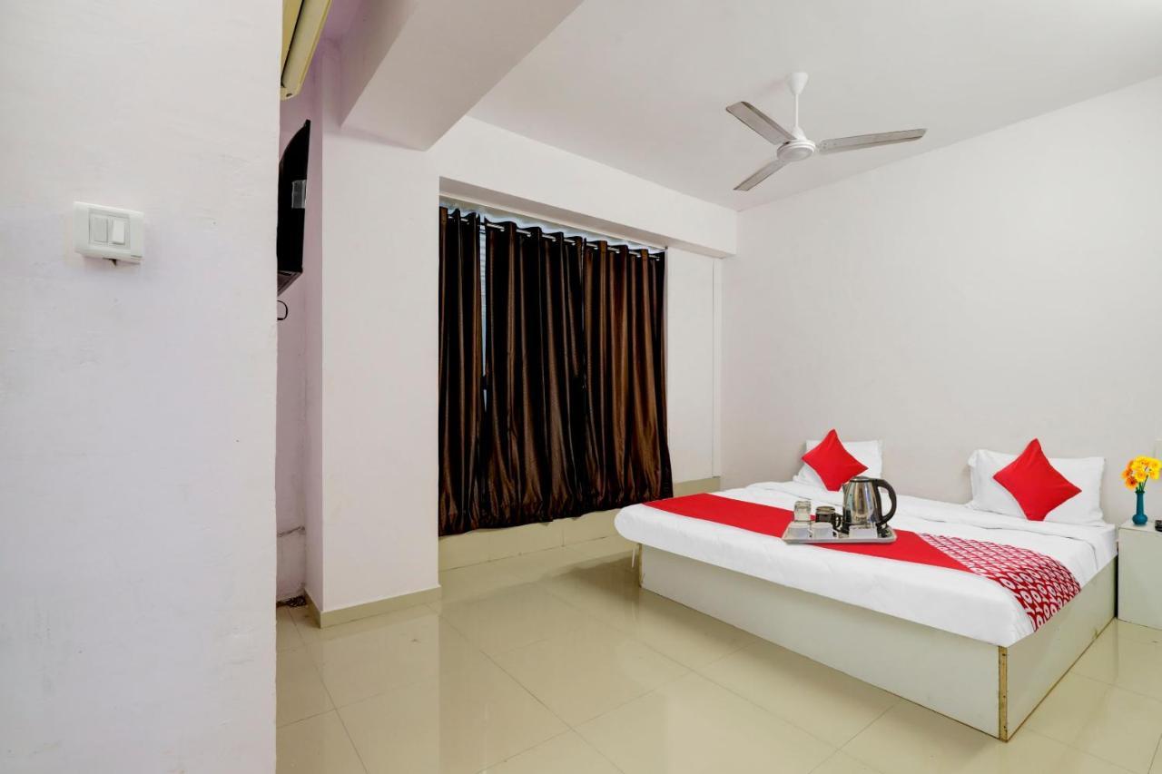 Hotel O Cozy Rooms 수라트 외부 사진