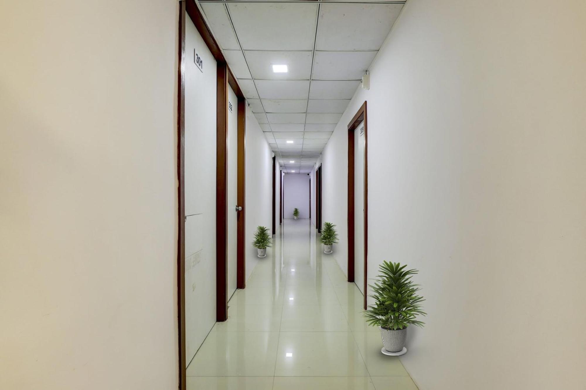 Hotel O Cozy Rooms 수라트 외부 사진