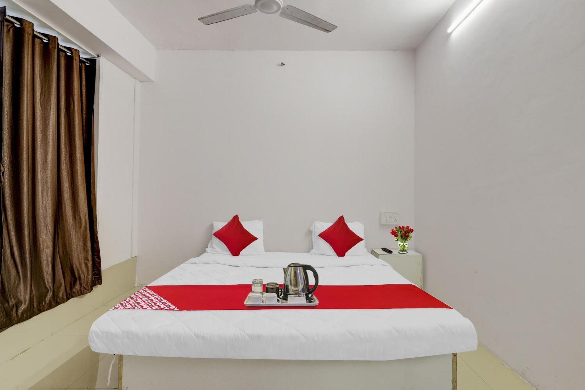 Hotel O Cozy Rooms 수라트 외부 사진